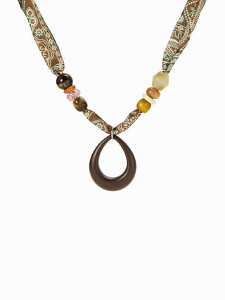 OVAL PENDANT NECKLACE