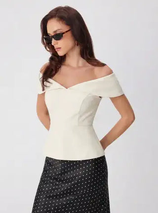 Off-shoulder Short Sleeve Zipper Top