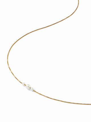 FAUX PEARL NECKLACE