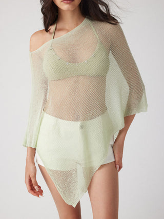 CLASSIC KNITTED CAPE