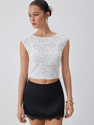 Textured Floral Boat Neck Sleeveless Lace Crop Top