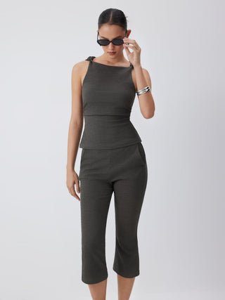 Textured Boat Neck Knotted Ruched Top & Mid Rise Capri Pants Set
