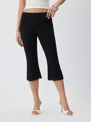 Cotton-blend Low Rise Lace Trim Flared Capri Trousers