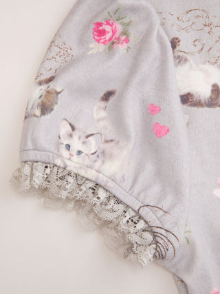 Cat & Floral Graphic Jacquard Puff Sleeve Tee