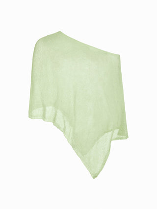 CLASSIC KNITTED CAPE