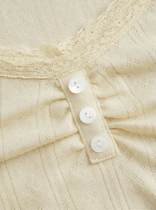 Cotton Textured V-neck Ruched Lace Lettuce Trim Short Sleeve Tee