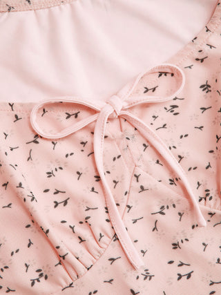 Ditsy Floral Scoop Neckline Knotted Short Sleeve Tee