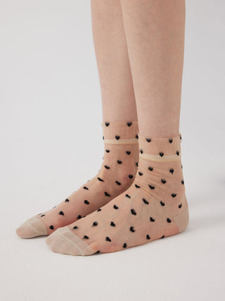 HEART POLKA DOT ANKLE SOCKS