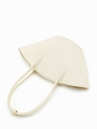 FAN-SHAPED TOTE BAG