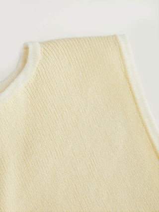 Knit Boat Neck Colorblock Ruffled Hem Metal Button Vest