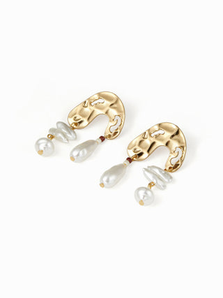 FAUX PEARL & TEXTURED DROP EARRINGS