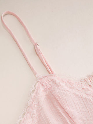 Textured Lace Panel V-neck Crop Cami Blouse