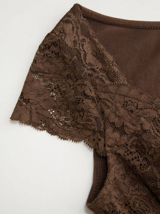 Lace Trim Sweetheart Neck Short Sleeve Tee
