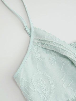 Chiffon V-neck Button Front Lace Panel Crop Cami Blouse