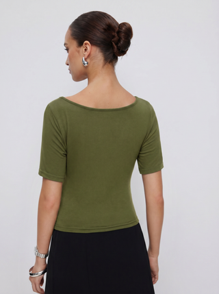 High Stretch Boat Neck Short Sleeve Twist Cut Out Ruched Tee