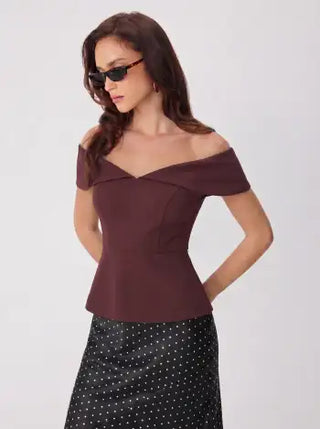 Off-shoulder Short Sleeve Zipper Top