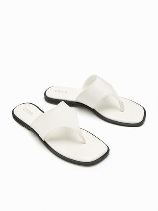 CROCODILE PATTERN FLIP-FLOP SLIPPERS