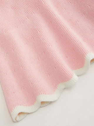 Knit Boat Neck Colorblock Ruffled Hem Metal Button Vest