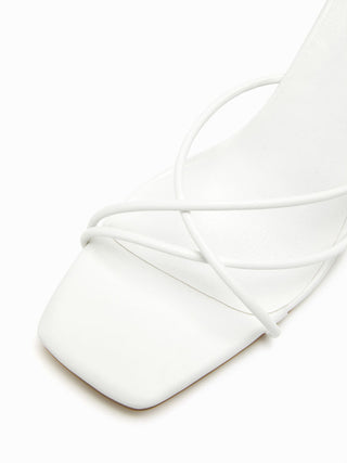 STRAP SQUARE TOE HEELS