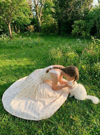 Cotton-blend Sculptural Sweetheart Ditsy Floral Lace Up Ruffled Maxi Dress
