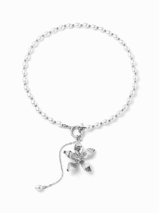 FLOWER & FAUX PEARL BEADED PENDANT NECKLACE