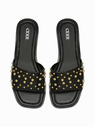STUDDED FLIPPERS
