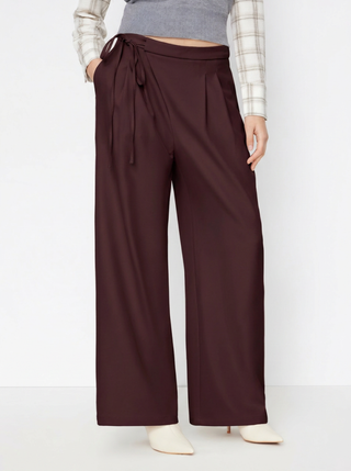 Mid Rise Tie Side Knotted Pleated Wide Leg Trousers