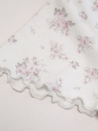 Textured Floral Boat Neck Ruffle Sleeve Lace Trim Slim Tee