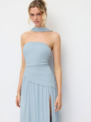 Textured Halter Neckline Ruched Split A-line Maxi Dress With Scarf