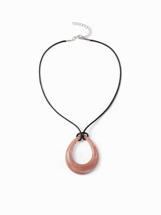 OVAL PENDANT NECKLACE
