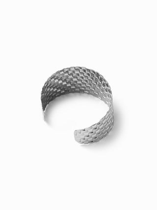 TEXTURED WIDE BANGLE BRACELET
