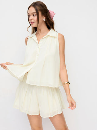 Chiffon Mid Rise Pleated Shorts