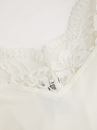 Chiffon Stand Collar Lace Panel Leg-of-mutton Sleeve Blouse