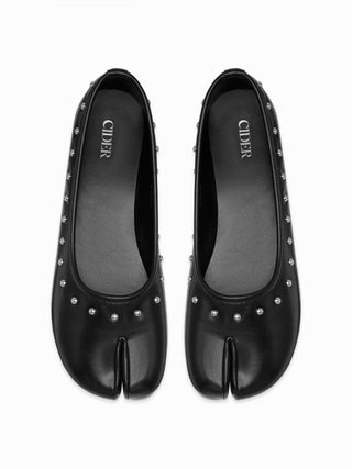 STUDDED SPLIT TOE MARY JANE FLATS
