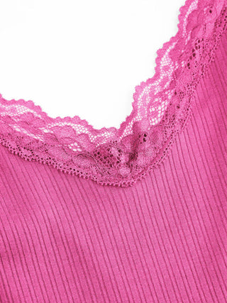 Textured V-neck Lace Trim Cami Top