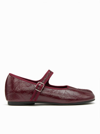 BUCKET SPLIT TOE MARY JANE FLATS