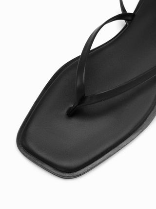 ADJUSTABLE STRAP FLIP-FLOP SANDALS