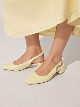 SQUARE TOE DISTRESSED CHUNKY HEELS