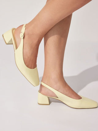 SQUARE TOE DISTRESSED CHUNKY HEELS