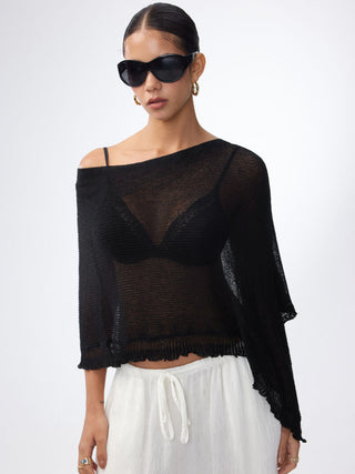 CLASSIC KNITTED CAPE