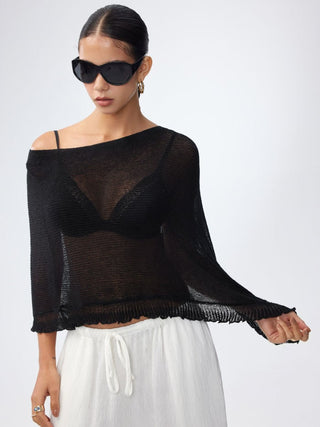 CLASSIC KNITTED CAPE