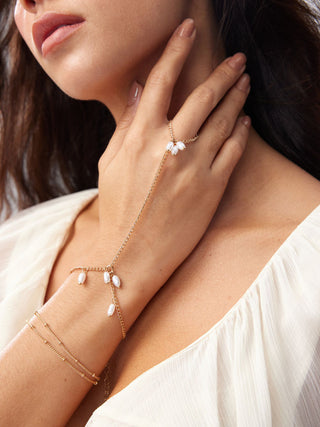 FAUX PEARL HAND CHAIN BRACELET