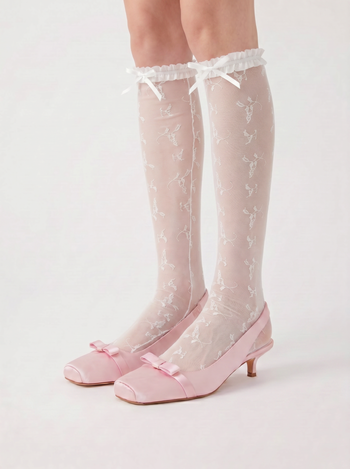 BOWKNOT CRIMPED TRIM LACE OVER THE KNEE SOCKS