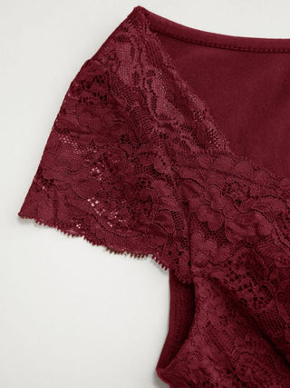 Lace Trim Sweetheart Neck Short Sleeve Tee