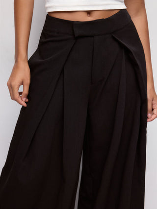 Mid Rise Pleated Straight Leg Trousers