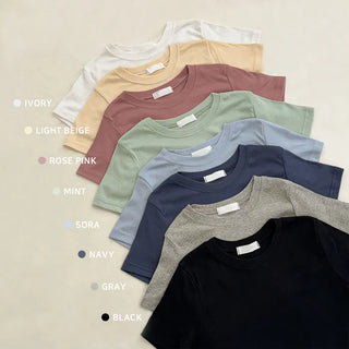 Slim fit short sleeve round neck t-shirt - 7 colors