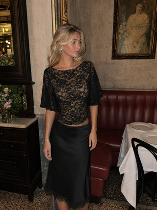 Lace Floral Boat Neck Bell Sleeve Lined Top