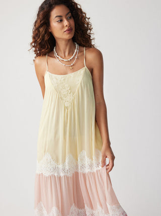 Textured Chiffon Colorblock Square Neck Lace Panel Oversized Flared Maxi Dress
