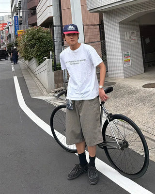 Wide side pocket shorts