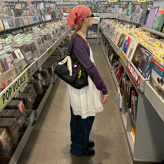 High-quality vintage shoulder bag